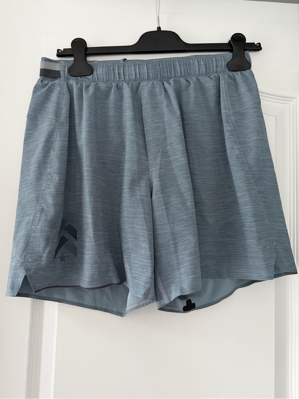 Lululemon Barry’s Bootcamp Surge Lined Running Shorts Men’s M - Picture 3 of 9